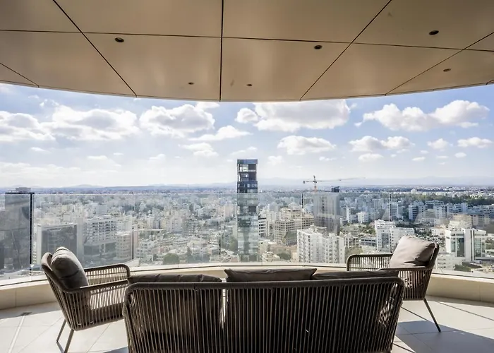360 Nicosia-3 Bedrooms Exclusive Panoramic View 尼科西亚