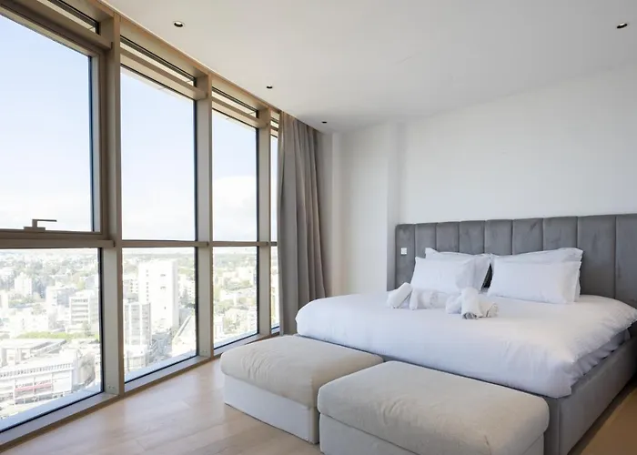 360 Nicosia-3 Bedrooms Exclusive Panoramic View * 尼科西亚
