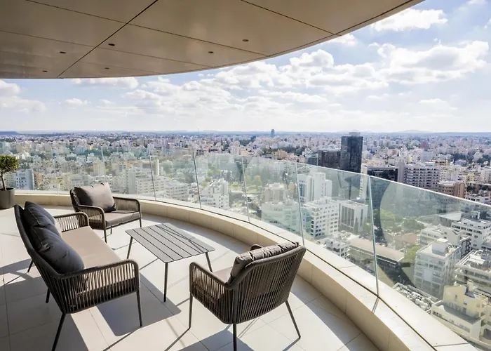 360 Nicosia-3 Bedrooms Exclusive Panoramic View 公寓